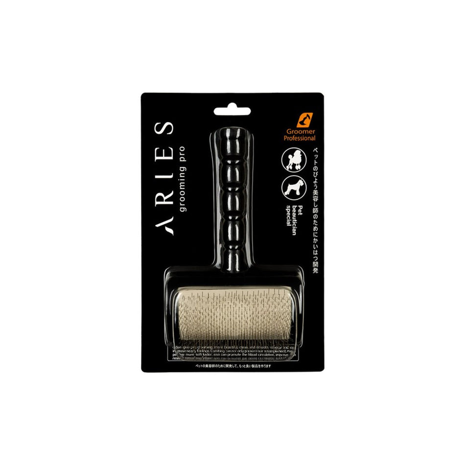 Medium professional carder with 12 mm teeth
